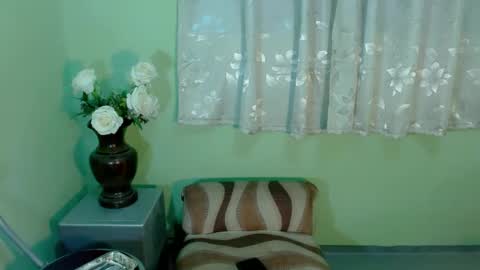 Kween online show from 02.04.25