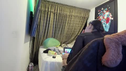 Snapshot of kyhara chatting on 05.15.26 kyhara online show from 05.15.26