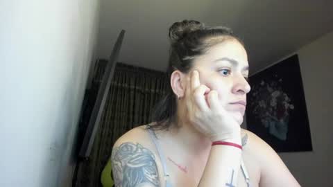 Snapshot of kyhara chatting on 06.11.26 kyhara online show from 06.11.26