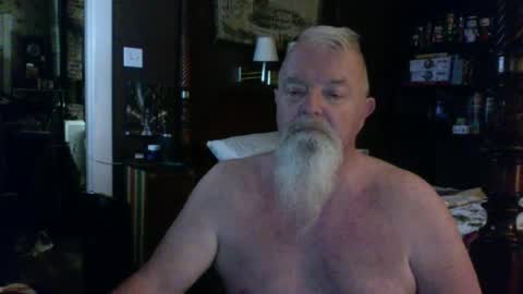 Snapshot of kyhgihntight chatting on 07.12.26 Nick Nude Celt KYHighNTight online show from 07.12.26
