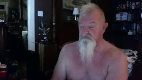 Snapshot of kyhgihntight chatting on 07.14.26 Nick Nude Celt KYHighNTight online show from 07.14.26