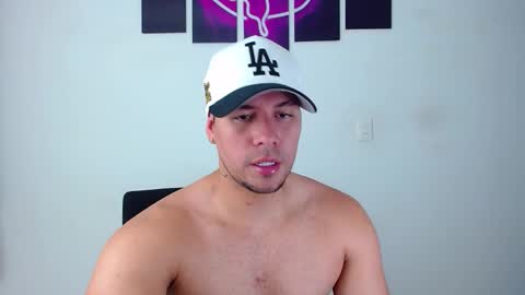 Kyle Wilson   Follow me online show from 12.18.25