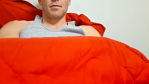 Snapshot of kylespade727 chatting on 11.17.25 Thickcock813 online show from 11.17.25