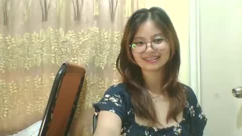 its me KYLIE online show from 09.08.25