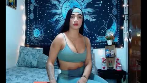 Snapshot of kylie_capricorn chatting on 05.15.26 kylie online show from 05.15.26