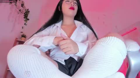 Kylie online show from 07.30.26