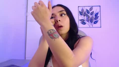 Kylie Myers online show from 12.08.24