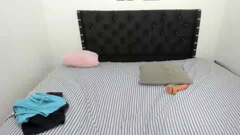 Snapshot of kylie_hot34 chatting on 02.04.25 kylie_hot34 online show from 02.04.25