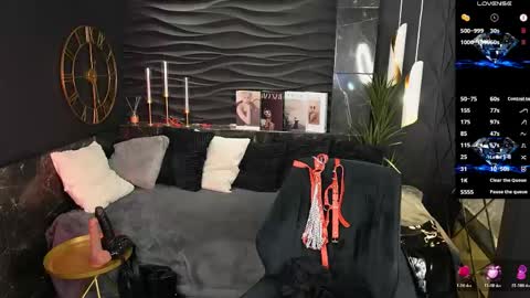 Kylie online show from 04.27.26