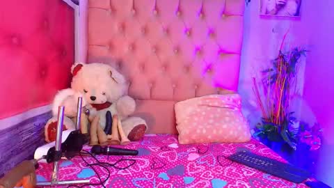  KYLIE online show from 12.16.25