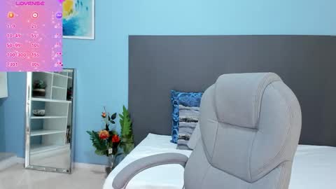 Snapshot of kylie_reyes chatting on 10.27.25 Kylie Reyes online show from 10.27.25