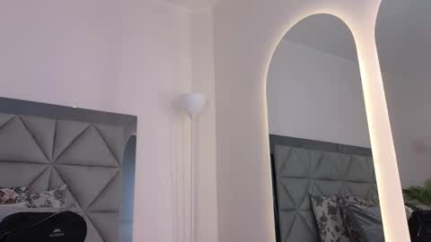 Snapshot of kylie_reyes chatting on 11.13.25 Kylie Reyes online show from 11.13.25