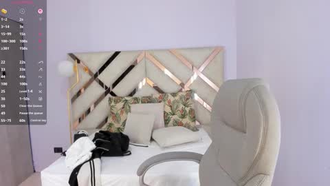 Snapshot of kylie_reyes chatting on 02.11.26 Kylie Reyes online show from 02.11.26