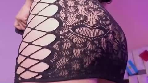  Kylie  online show from 06.18.26