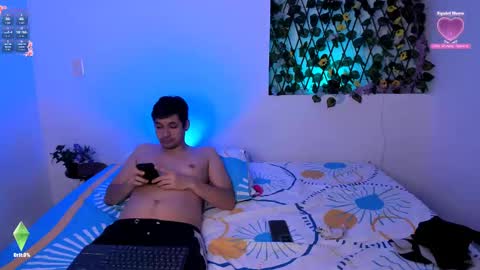 Snapshot of kylietimothee chatting on 09.15.25 kylietimothee online show from 09.15.25