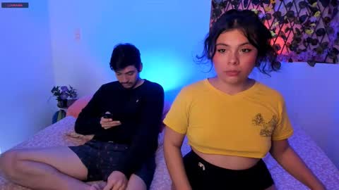 Snapshot of kylietimothee chatting on 10.06.25 kylietimothee online show from 10.06.25