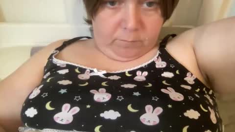 Snapshot of kylorencat chatting on 01.01.25 KYLO online show from 01.01.25