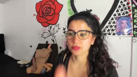 Snapshot of kymberlyhott chatting on 12.02.25 call me kim online show from 12.02.25