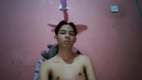 Snapshot of kyoshi_19 chatting on 02.17.25 kyoshi_19 online show from 02.17.25