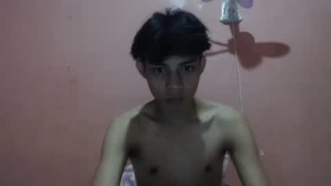 Snapshot of kyoshi_19 chatting on 10.27.25 kyoshi_19 online show from 10.27.25