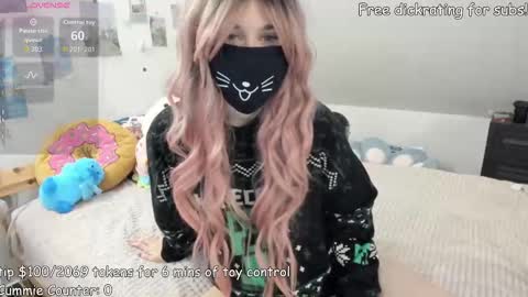 Snapshot of kyrawildofficial chatting on 10.25.25 Kyra Wild online show from 10.25.25