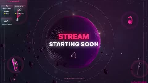 Snapshot of kyrawildofficial chatting on 11.01.25 Kyra Wild online show from 11.01.25