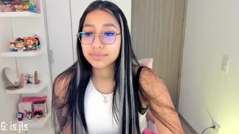 IG  online show from 10.04.25