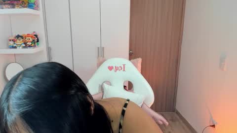 IG  online show from 10.08.25