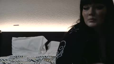 Lily online show from 05.18.26