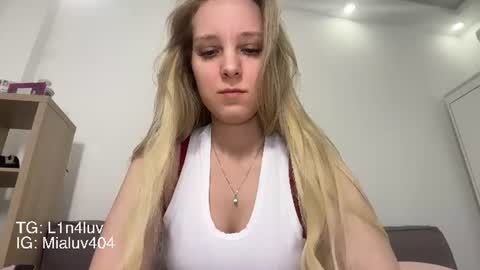 Snapshot of l1n4luv chatting on 07.22.26 lina online show from 07.22.26