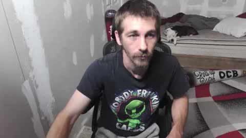 Snapshot of l1v1nth3dr3am chatting on 09.25.25 l1v1nth3dr3am online show from 09.25.25
