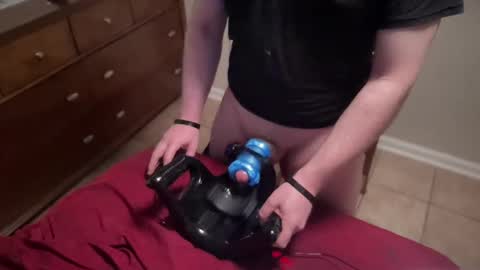 Snapshot of l6000 chatting on 01.01.25 Lance online show from 01.01.25