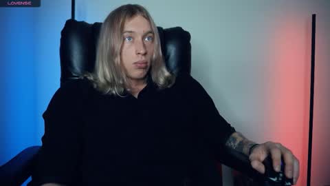 Snapshot of l_adonis_l chatting on 11.29.25 Adonis online show from 11.29.25