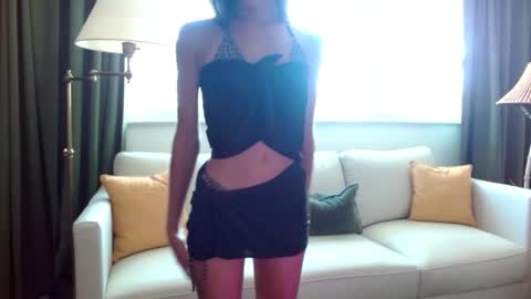 Snapshot of l_and_elle chatting on 09.08.25 Giselle online show from 09.08.25