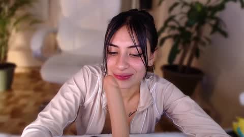 l_e_a online show from 12.04.24