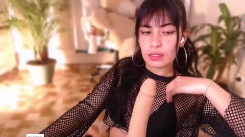 l_e_a online show from 02.18.25