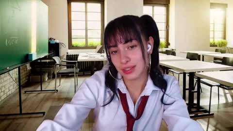 l_e_a online show from 02.23.25