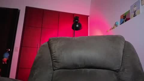 Snapshot of la_femme_fatale_ chatting on 05.27.26 Hanna FREE ONLYFANS online show from 05.27.26