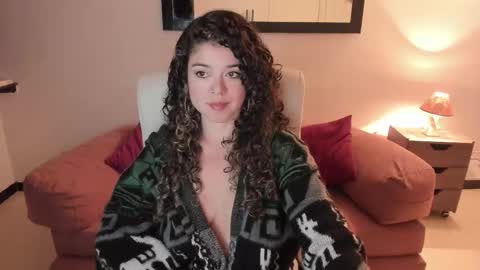 Snapshot of la_leonaaa chatting on 12.04.25 Jazmin online show from 12.04.25