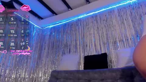 Snapshot of la_parce777 chatting on 11.23.25 Victoria online show from 11.23.25