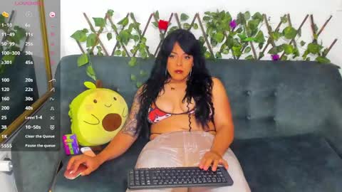 la_saris online show from 05.04.26