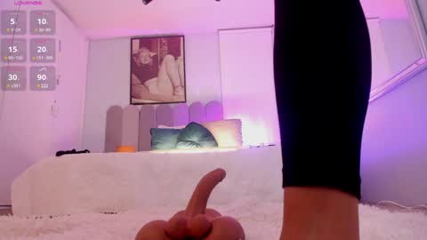 Snapshot of laady_brownn chatting on 01.24.25 Cris  online show from 01.24.25