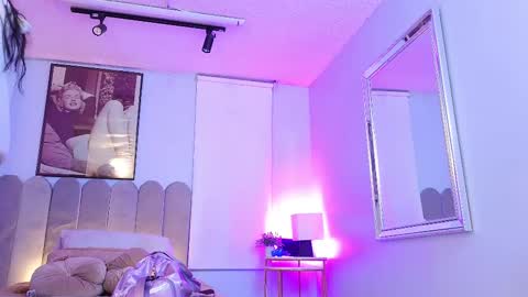 Snapshot of laady_brownn chatting on 03.01.25 Cris  online show from 03.01.25