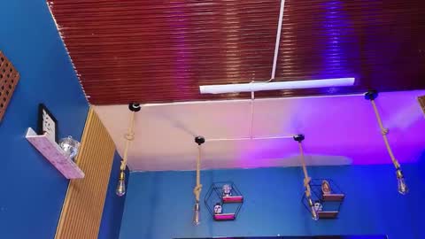 Snapshot of laady_brownn chatting on 09.30.25 Cris  online show from 09.30.25