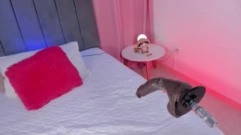 lana  foxx Model  independient online show from 12.21.25