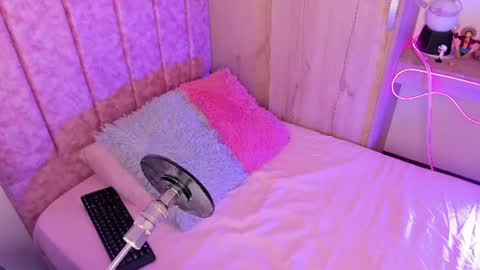 Snapshot of laana_foxx chatting on 07.12.26 lana foxx Model independient online show from 07.12.26