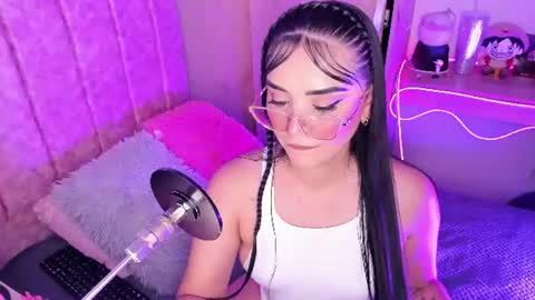Snapshot of laana_foxx chatting on 07.19.26 lana foxx Model independient online show from 07.19.26