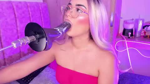 Snapshot of laana_foxx chatting on 07.24.26 lana foxx Model independient online show from 07.24.26