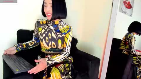 Snapshot of lace_victoria chatting on 02.07.26 lace_victoria online show from 02.07.26