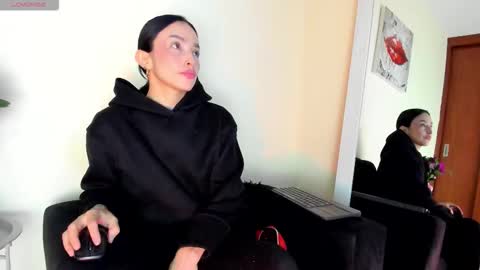 Snapshot of lace_victoria chatting on 02.23.26 lace_victoria online show from 02.23.26